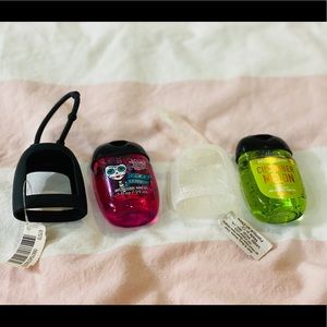 Hand sanitizer holder